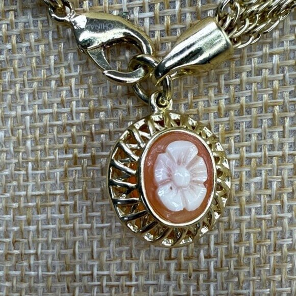 Vintage Amedeo Gold-Tone Multi-Strand Necklace With Reversible Cameo Pendant - Picture 5 of 15